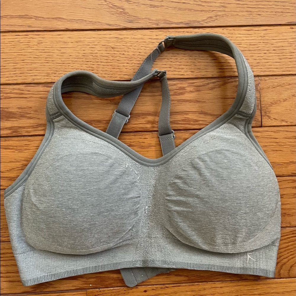 danskin sports bra
